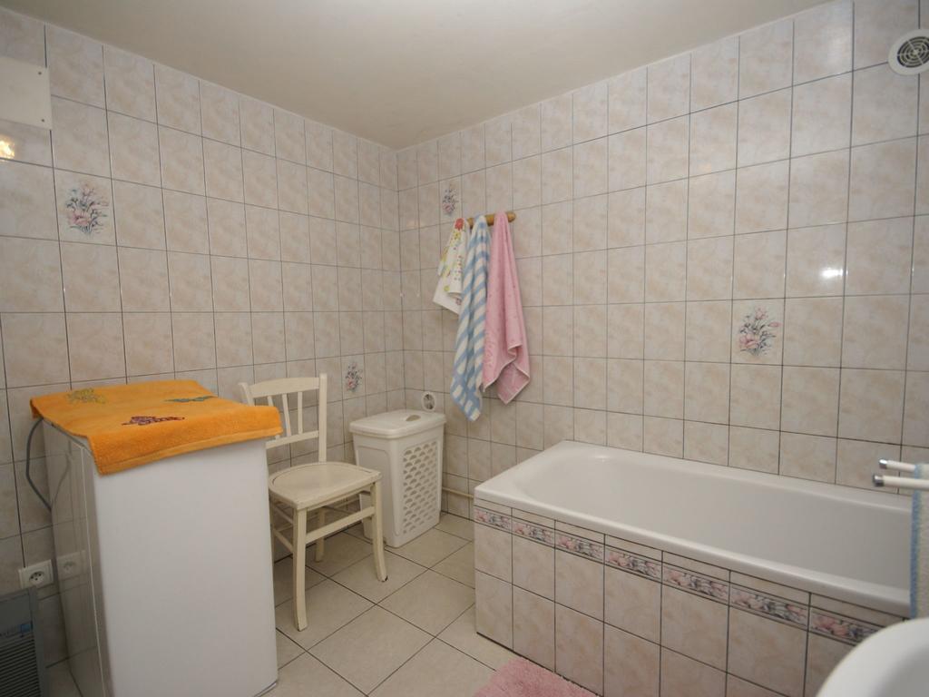 Spacious Holiday Home Near The Forest Esmoulieres Bagian luar foto